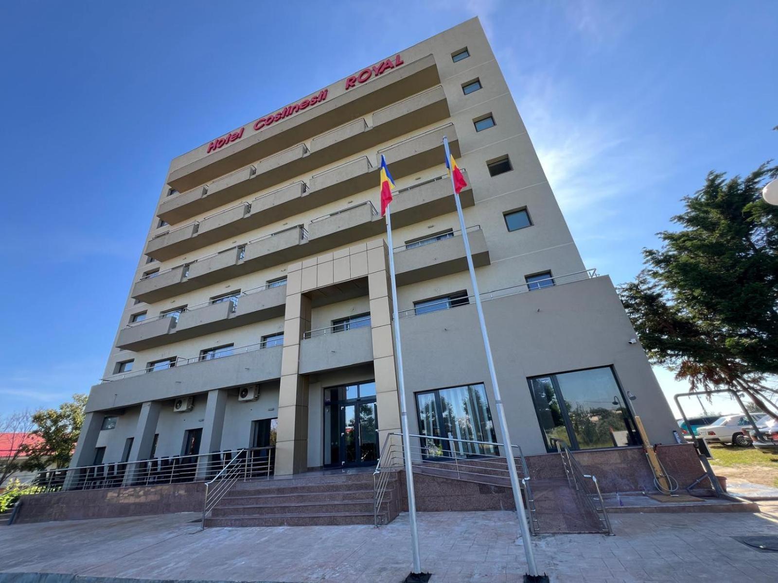 Royal Hotel