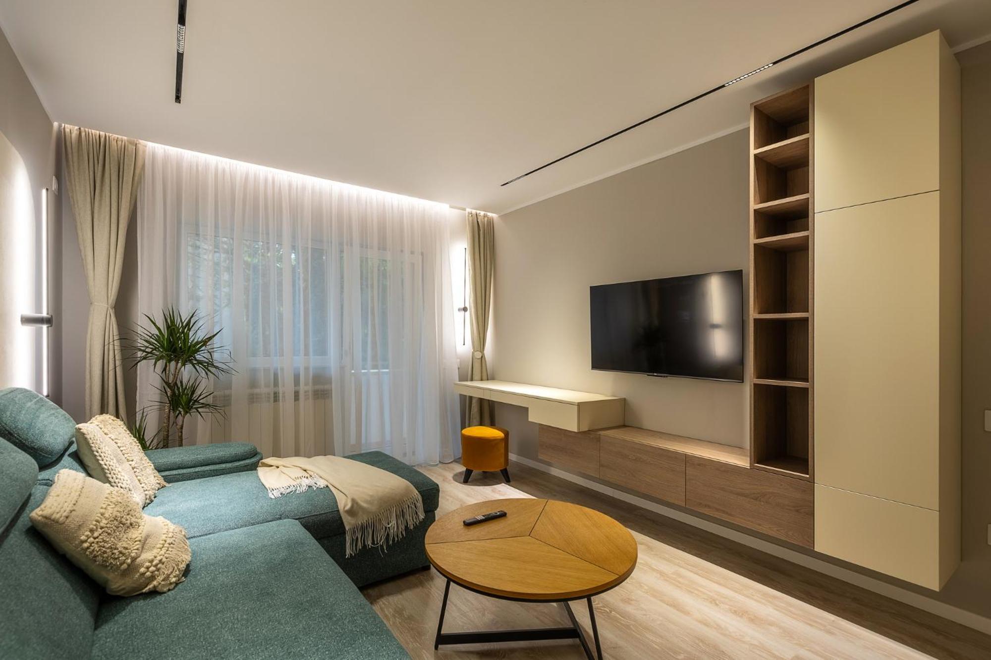 Downtown Breeze 公寓 康斯坦察