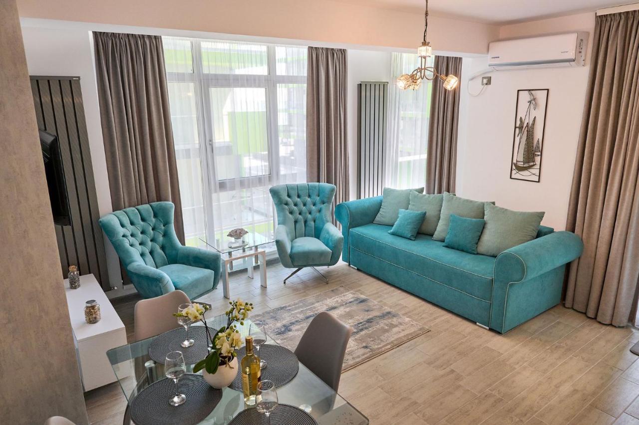 Apartment Seastar - N Pools