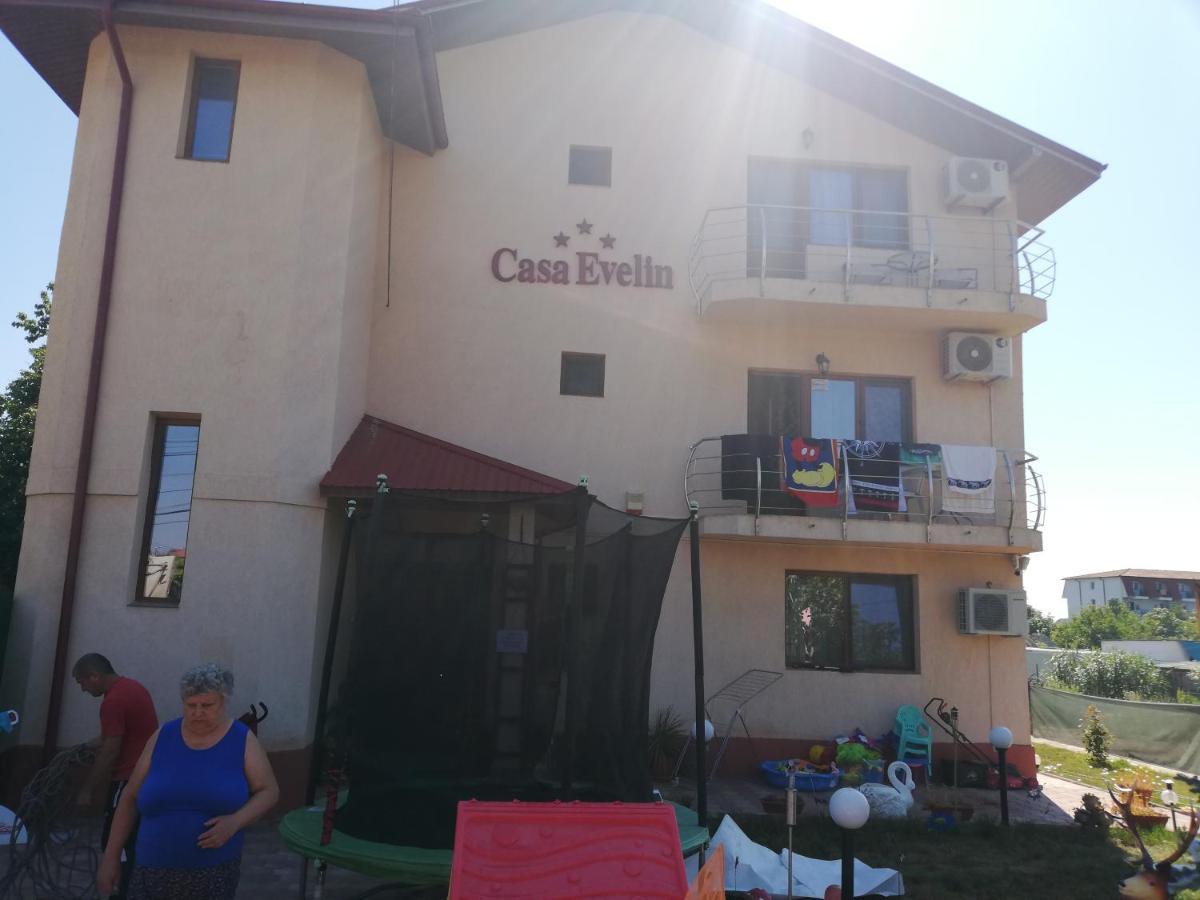 Casa Evelin 2mai * 2 Mai