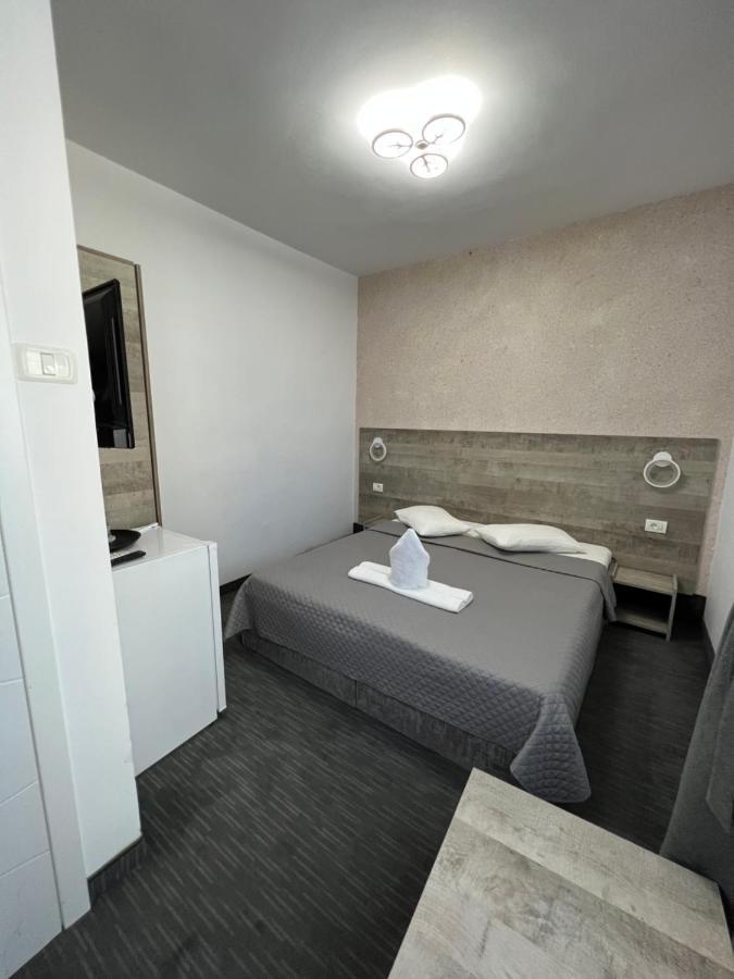 Minion Hotel