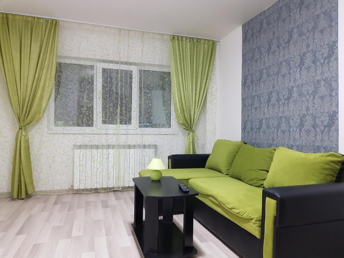 Ap Cu 3 Cam Decomandat La Parter Cu 2 Intrari Separate